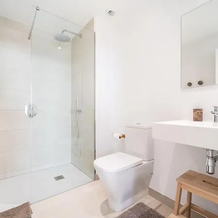 Higueron West Collection - La Casa Lozano By Hwpc *