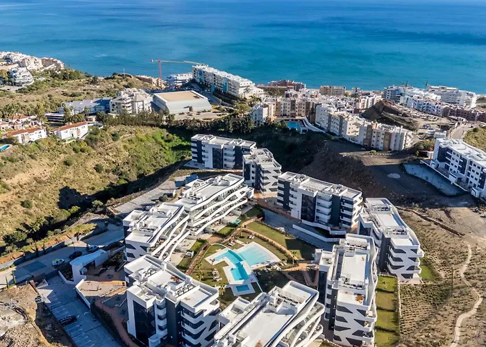 Higueron West Collection - La Casa Lozano By Hwpc *