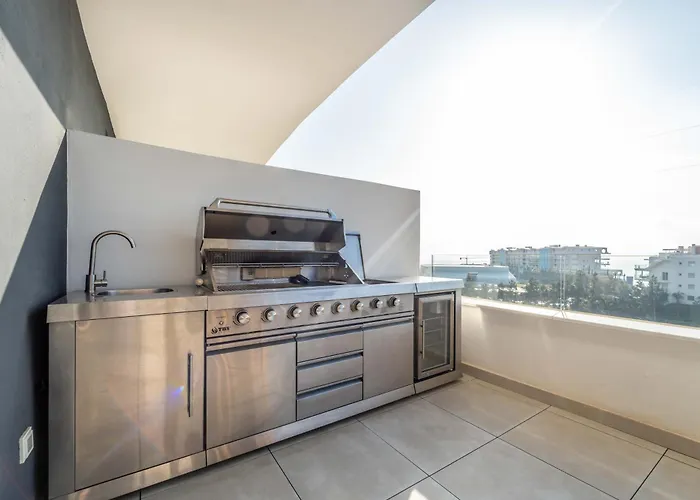 Higueron West Collection - La Casa Lozano By Hwpc